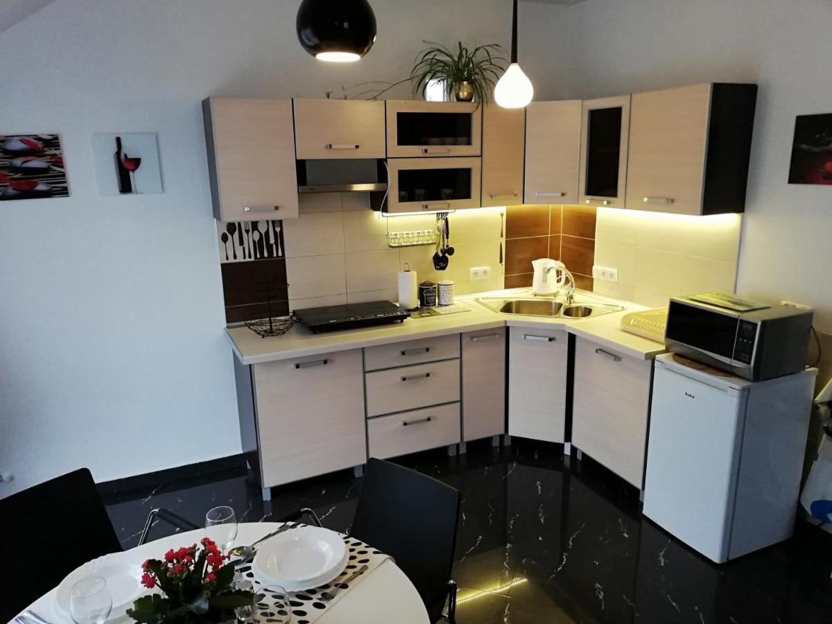 Dom U Artura Apartment Wladyslawowo Exterior photo